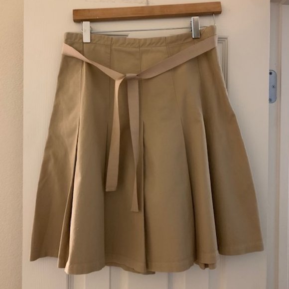 GAP Dresses & Skirts - Gap Stretch Khaki Pleated Skirt w/ Ribbon Tie, 6